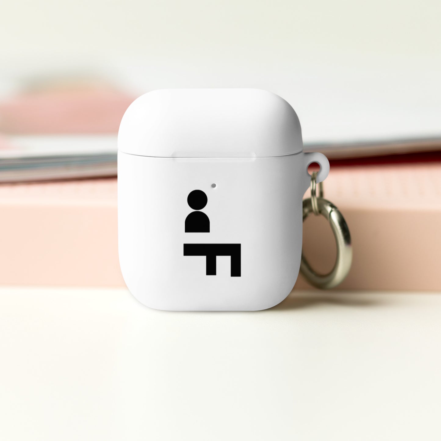 Custodia per AirPods con scritta posteriore