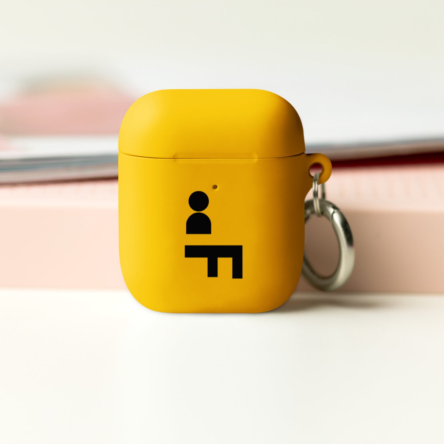 Custodia per AirPods con scritta posteriore